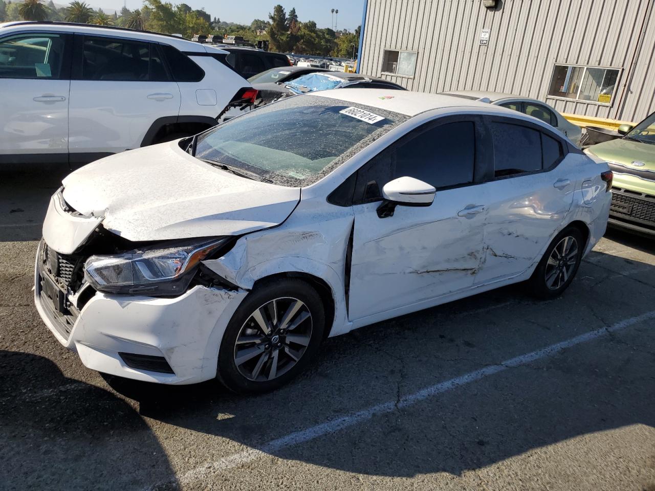  Salvage Nissan Versa