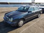 MERCEDES-BENZ E 320 photo