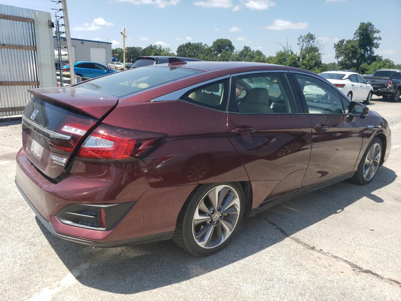 Lot #3028598921 2018 HONDA CLARITY TO