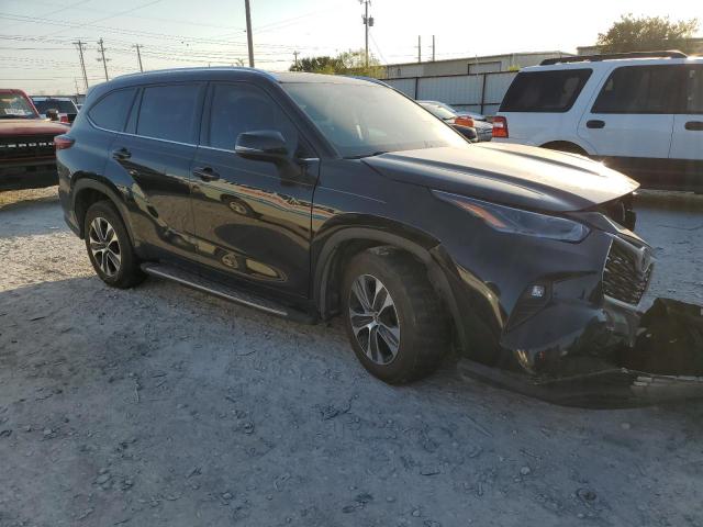 VIN 5TDGZRAH4MS533162 2021 Toyota Highlander, Xle no.4