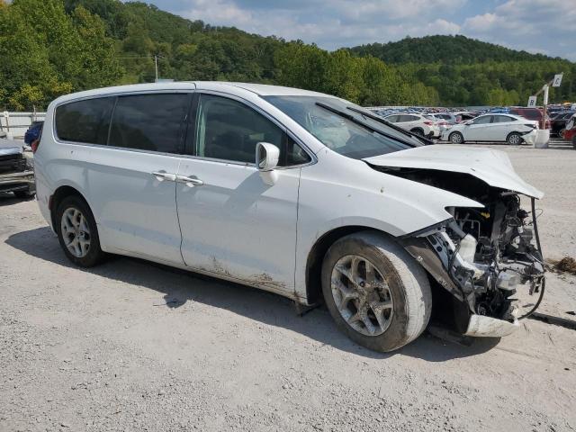 VIN 2C4RC1FG9LR104277 2020 CHRYSLER PACIFICA no.4