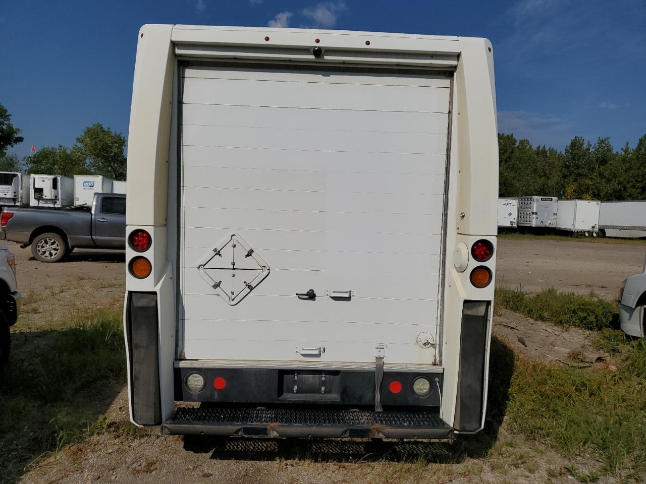 Lot #2808583674 2018 ISUZU NPR