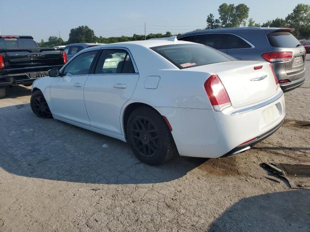 VIN 2C3CCAAG6FH820405 2015 Chrysler 300, Limited no.2