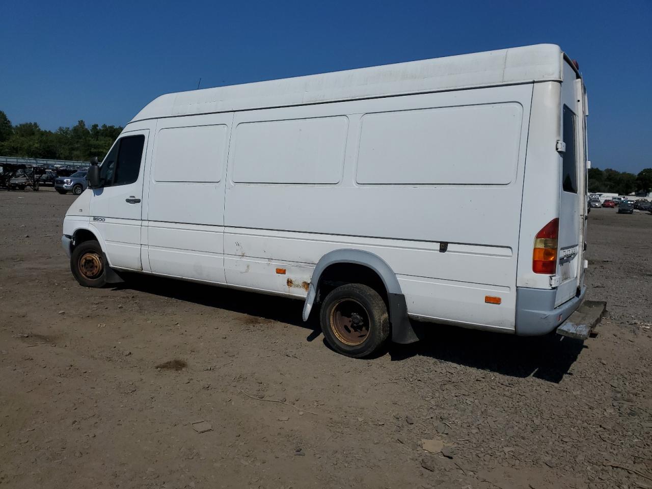 Lot #2912073615 2005 SPRINTER 3500 SPRIN