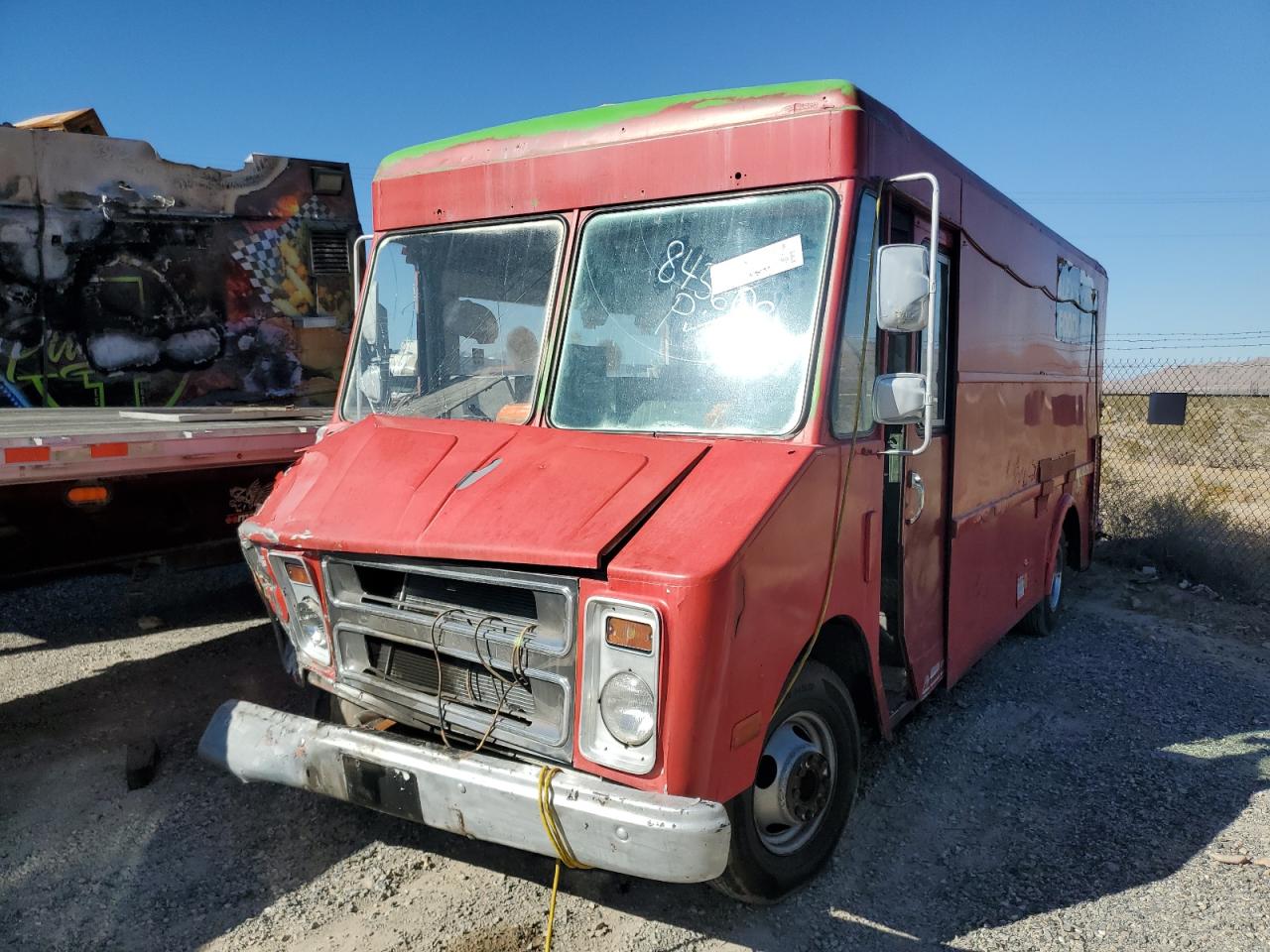 Lot #2792198757 1986 CHEVROLET P30