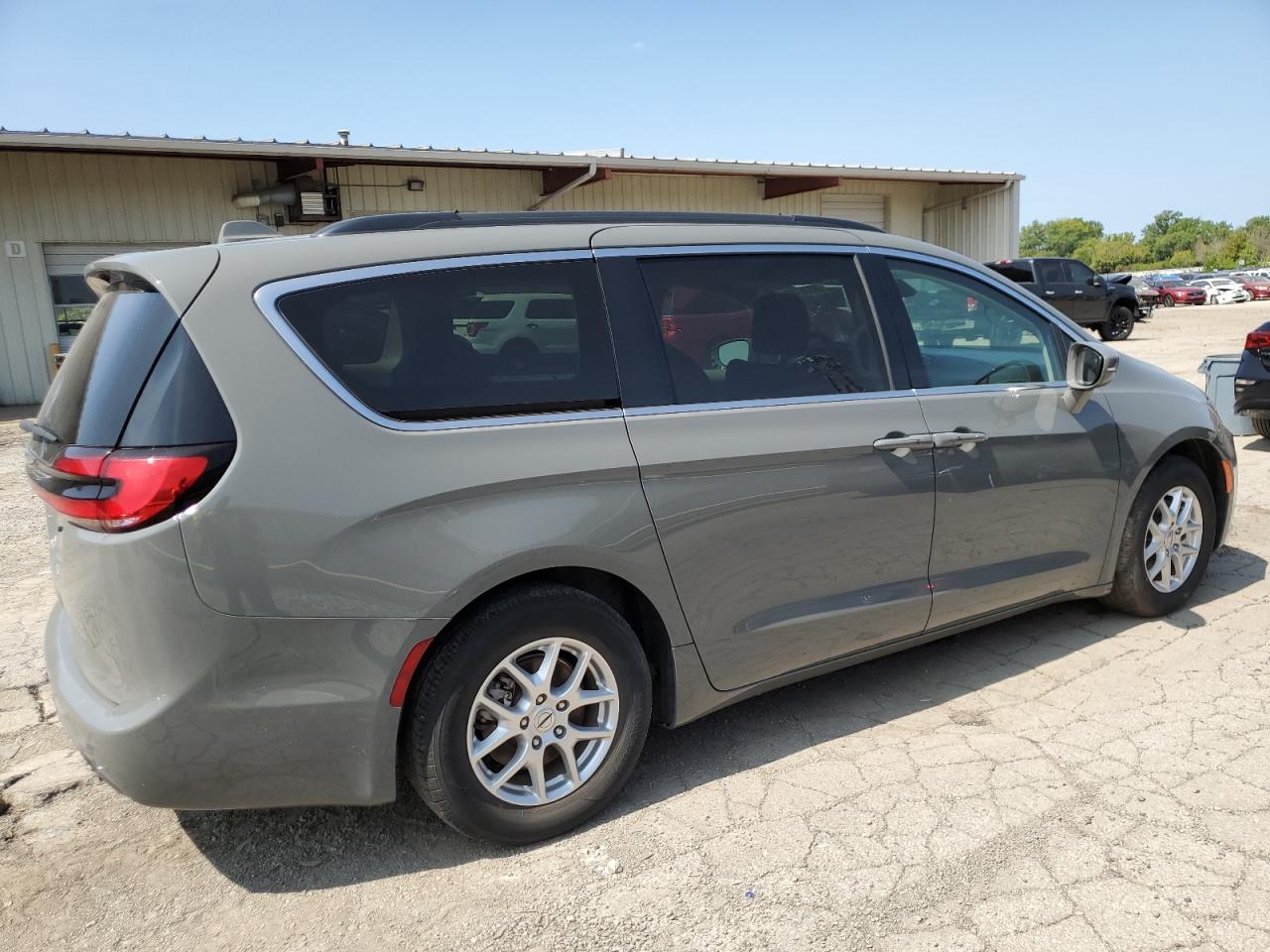 Lot #2957034071 2022 CHRYSLER PACIFICA T