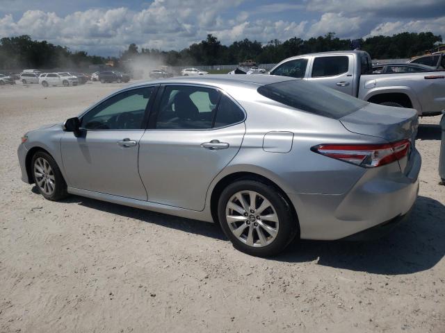 VIN 4T1B11HK7JU068481 2018 Toyota Camry, L no.2