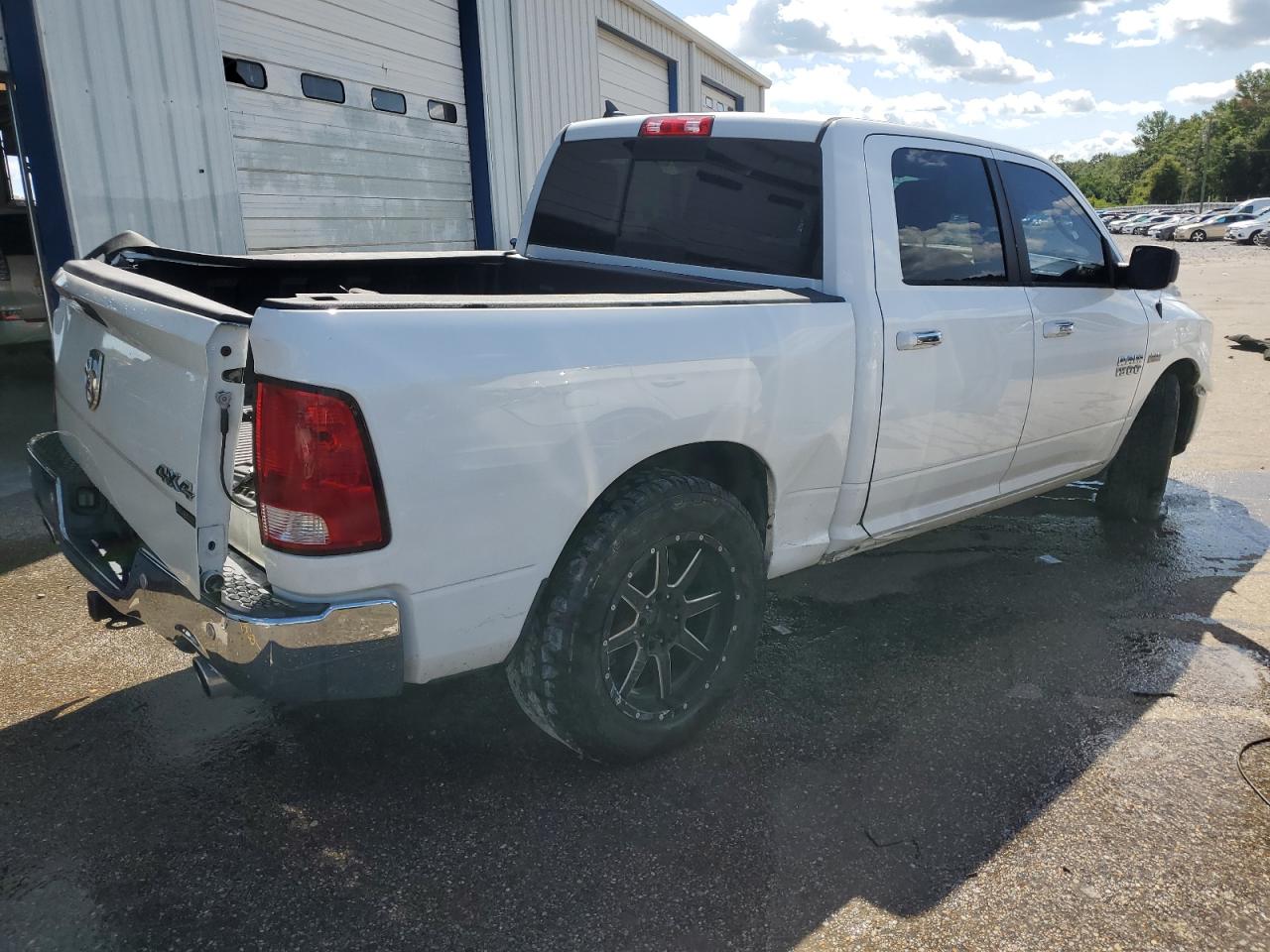 Lot #2784563679 2017 RAM 1500 SLT