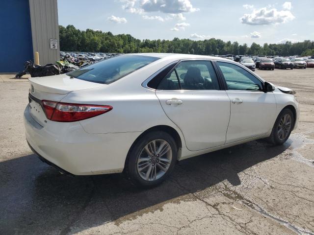 VIN 4T1BF1FK5FU039380 2015 Toyota Camry, LE no.3