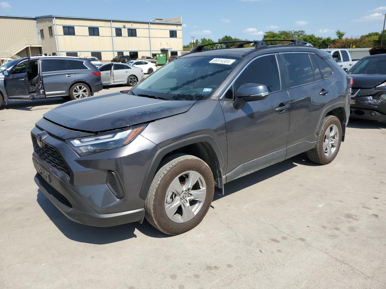 TOYOTA RAV4 XLE