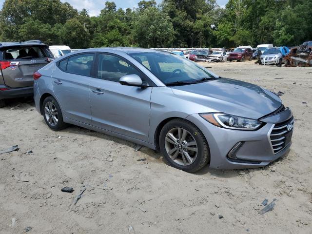 VIN 5NPD84LF8HH159736 2017 Hyundai Elantra, SE no.4