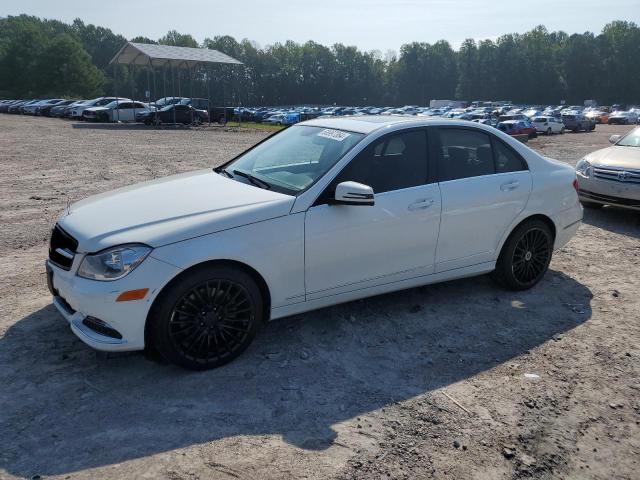 VIN WDDGF8AB6DA873317 2013 Mercedes-Benz C-Class, 3... no.1