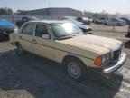 MERCEDES-BENZ 240 D снимка