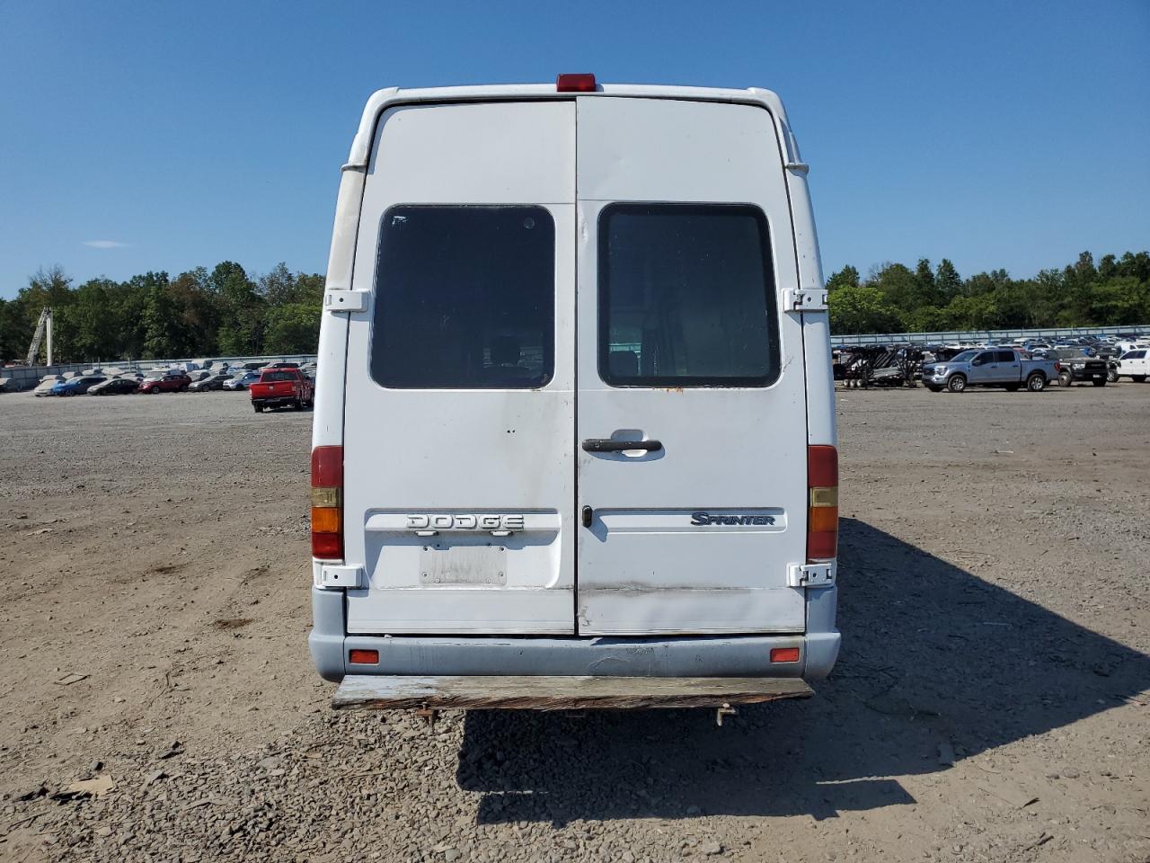 Lot #2912073615 2005 SPRINTER 3500 SPRIN