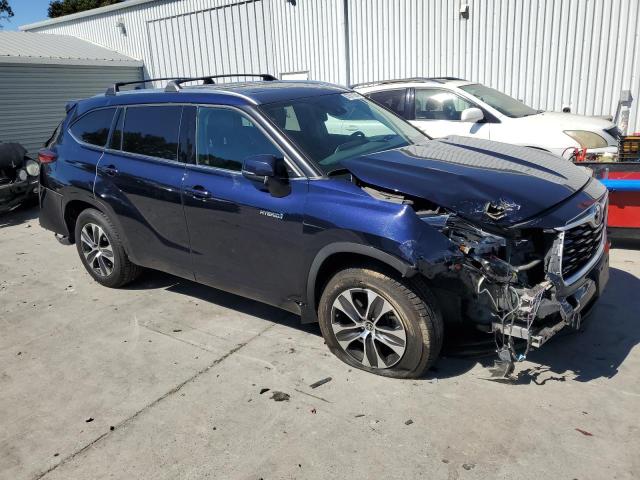 VIN 5TDHARAH7LS501042 2020 Toyota Highlander, Hybri... no.4