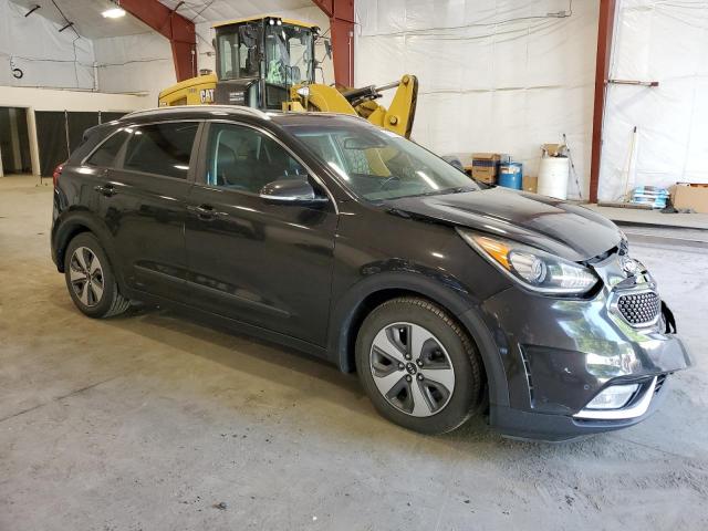 VIN KNDCE3LC0J5108001 2018 KIA Niro, Touring no.4