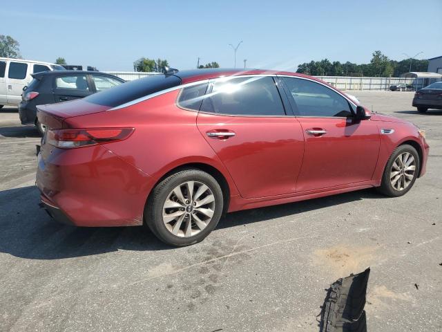 VIN 5XXGT4L34JG236881 2018 KIA Optima, LX no.3