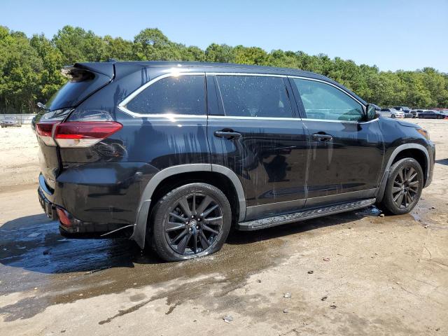 VIN 5TDJZRFH9KS729657 2019 Toyota Highlander, SE no.3