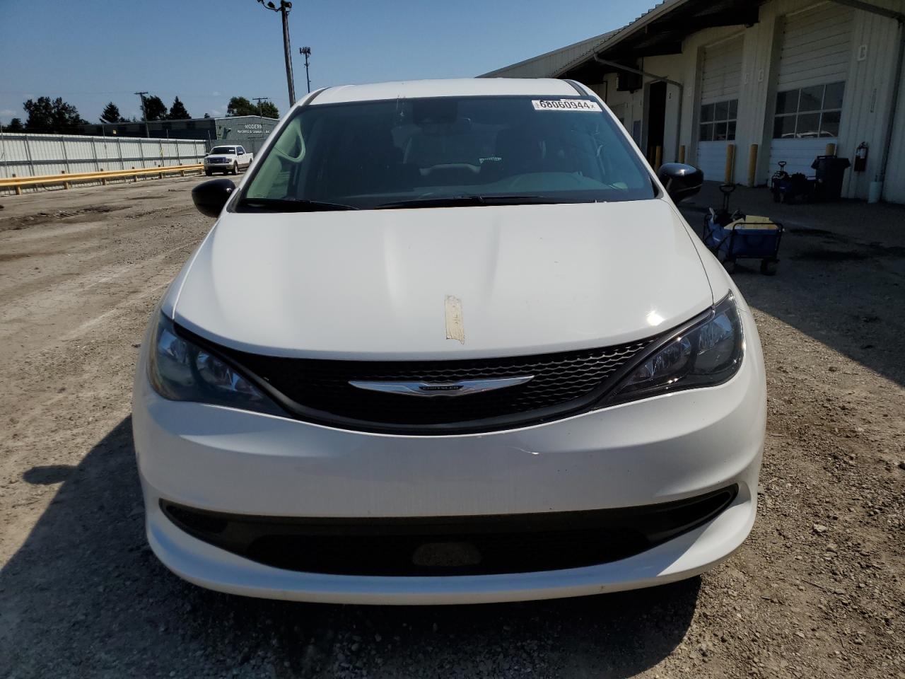 Lot #2938222489 2024 CHRYSLER VOYAGER LX