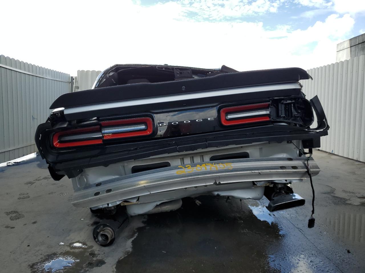 Lot #2831476377 2023 DODGE CHALLENGER