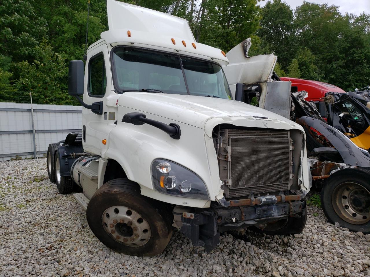 Freightliner Cascadia 2016 125" sleeper cab