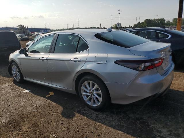 VIN 4T1C11BK9MU037430 2021 Toyota Camry, LE no.2