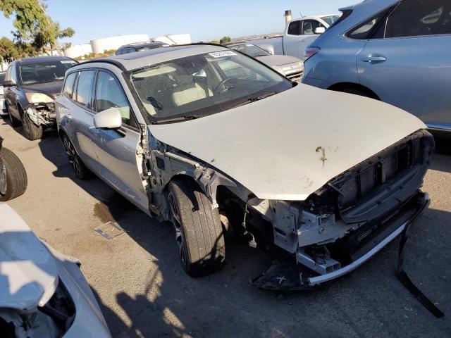 VIN YV1A22SK6K2327772 2019 Volvo V60, T6 Momentum no.4