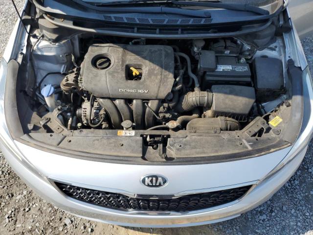 VIN 3KPFK4A79HE015008 2017 KIA Forte, LX no.11