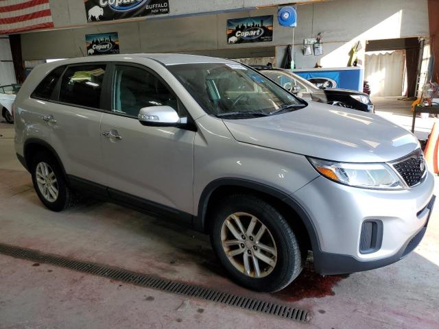 VIN 5XYKT3A69EG520199 2014 KIA Sorento, LX no.4