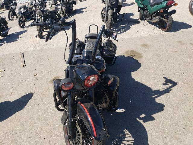 2019 HARLEY-DAVIDSON FLHRXS - 1HD1KVP32KB645637