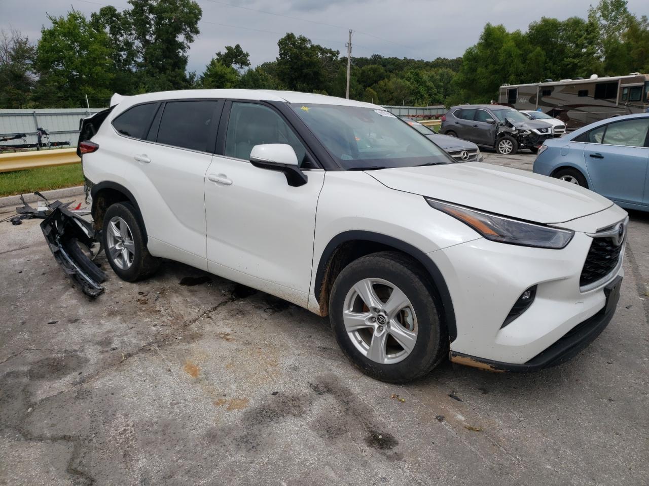 Lot #2928686701 2023 TOYOTA HIGHLANDER