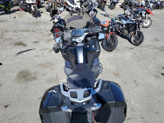 2022 BMW R 1250 RT WB10L0300N6F40245