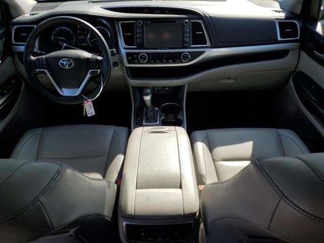 VIN 5TDJZRFH9KS596477 2019 Toyota Highlander, SE no.8