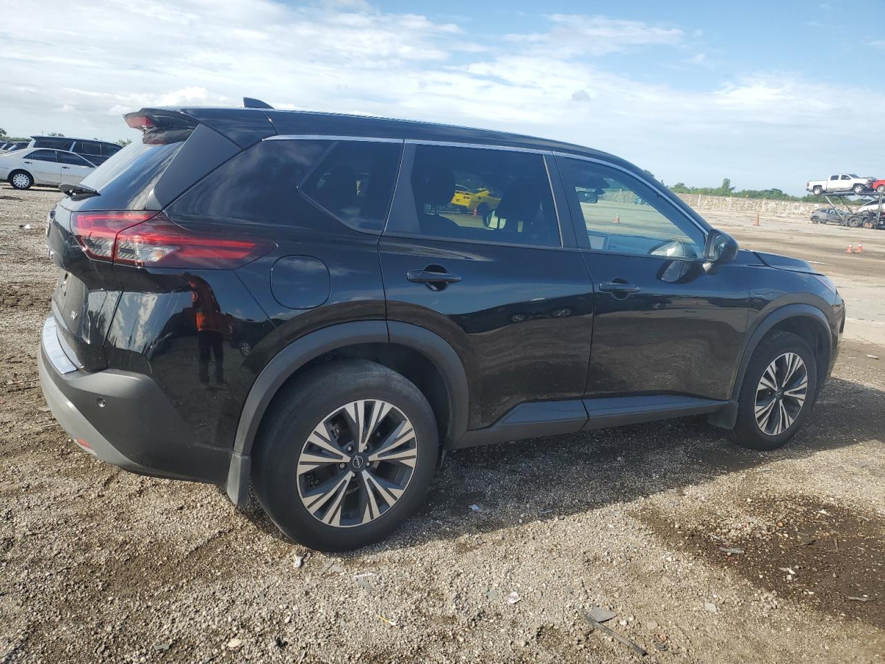 Lot #2996671542 2023 NISSAN ROGUE SV