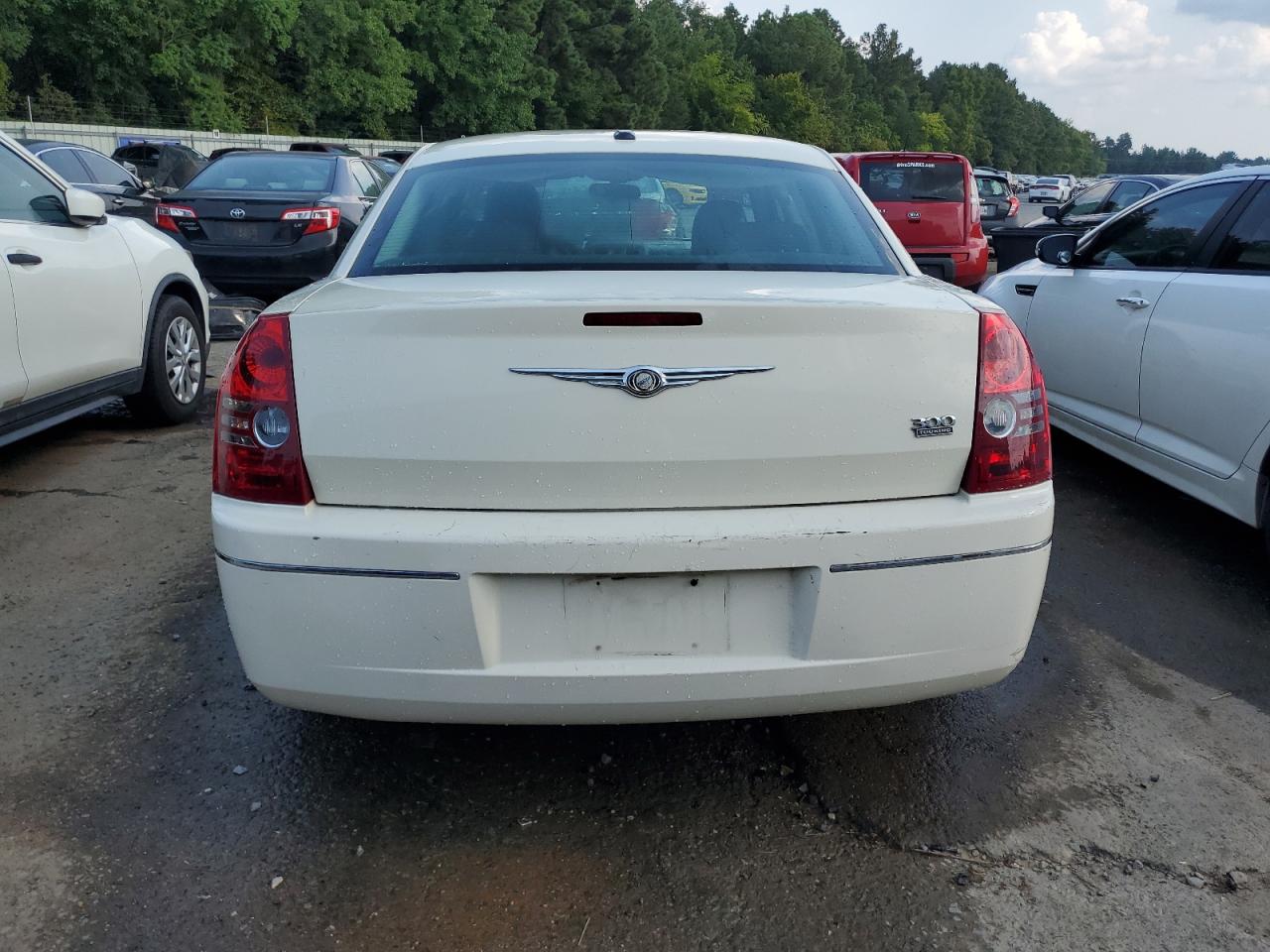 Lot #3026005970 2010 CHRYSLER 300 TOURIN