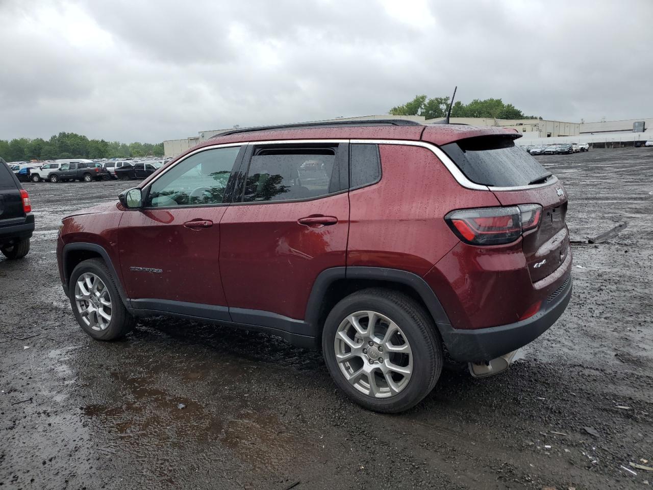 Lot #2988545321 2022 JEEP COMPASS LA