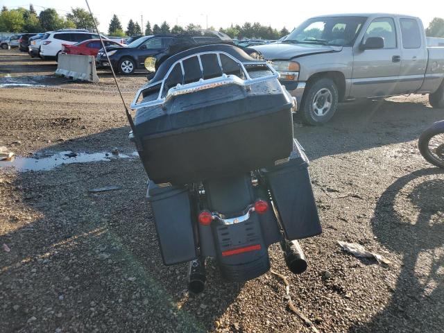 2011 HARLEY-DAVIDSON FLHX - 1HD1KBM13BB659144