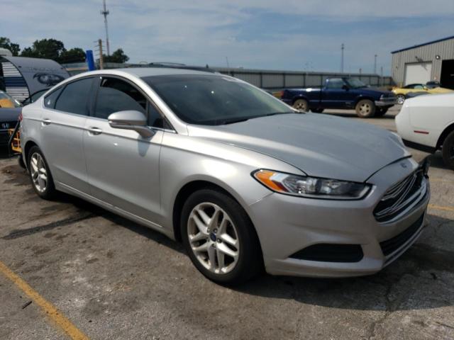 VIN 3FA6P0HD0GR403831 2016 Ford Fusion, SE no.4