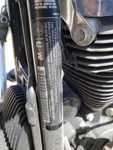 2019 HARLEY-DAVIDSON FLHX - 1HD1KBC17KB618145