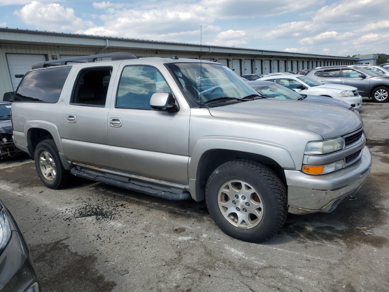 Lot #2758227937 2004 CHEVROLET SUBURBAN K