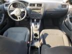 VOLKSWAGEN JETTA BASE photo