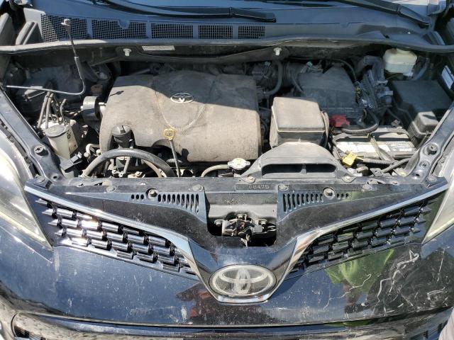 VIN 5TDXZ3DC7JS939820 2018 Toyota Sienna, SE no.12