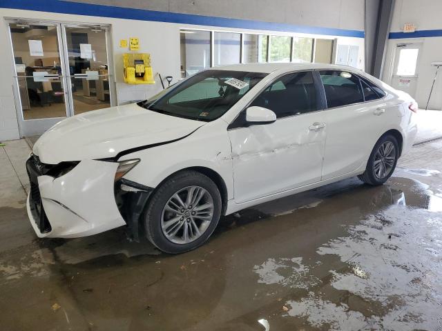 VIN 4T1BF1FK5FU062755 2015 Toyota Camry, LE no.1