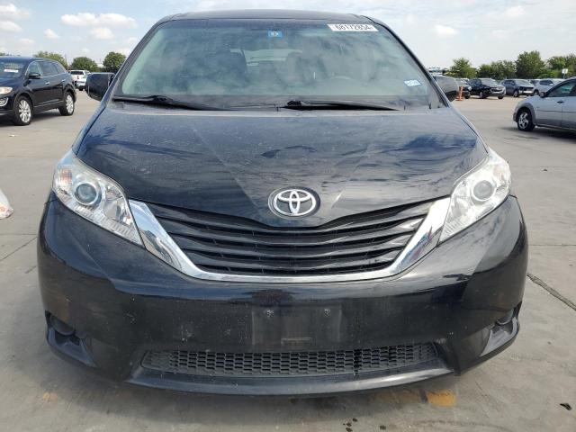 VIN 5TDKZ3DC1HS868683 2017 Toyota Sienna, LE no.5