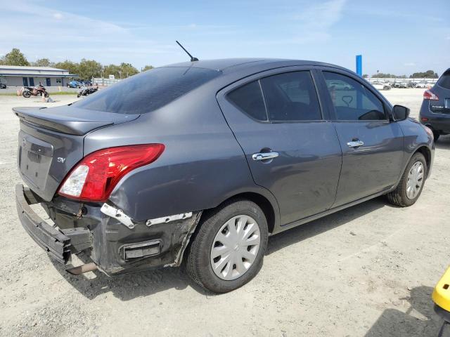 NISSAN VERSA S 2018 gray  gas 3N1CN7AP1JL871533 photo #4