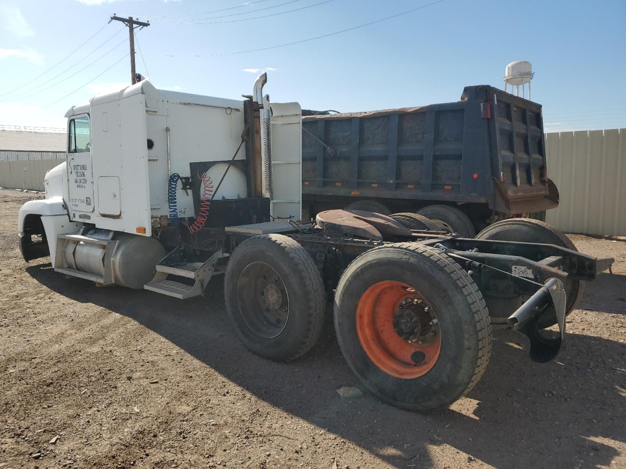 Lot #2776724789 1996 FREIGHTLINER CONVENTION