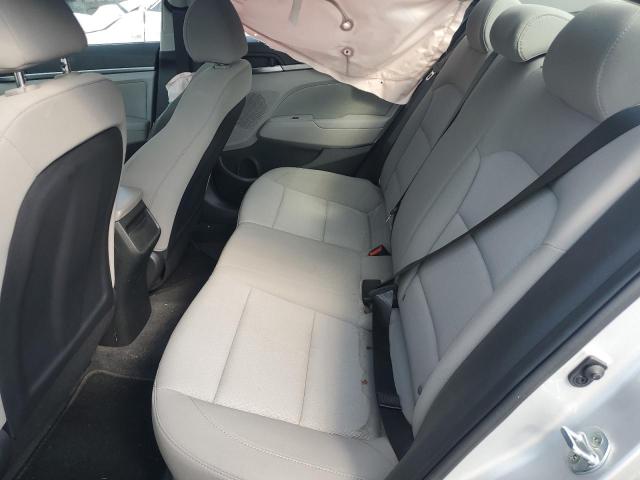2018 HYUNDAI ELANTRA SE - 5NPD84LF7JH344981
