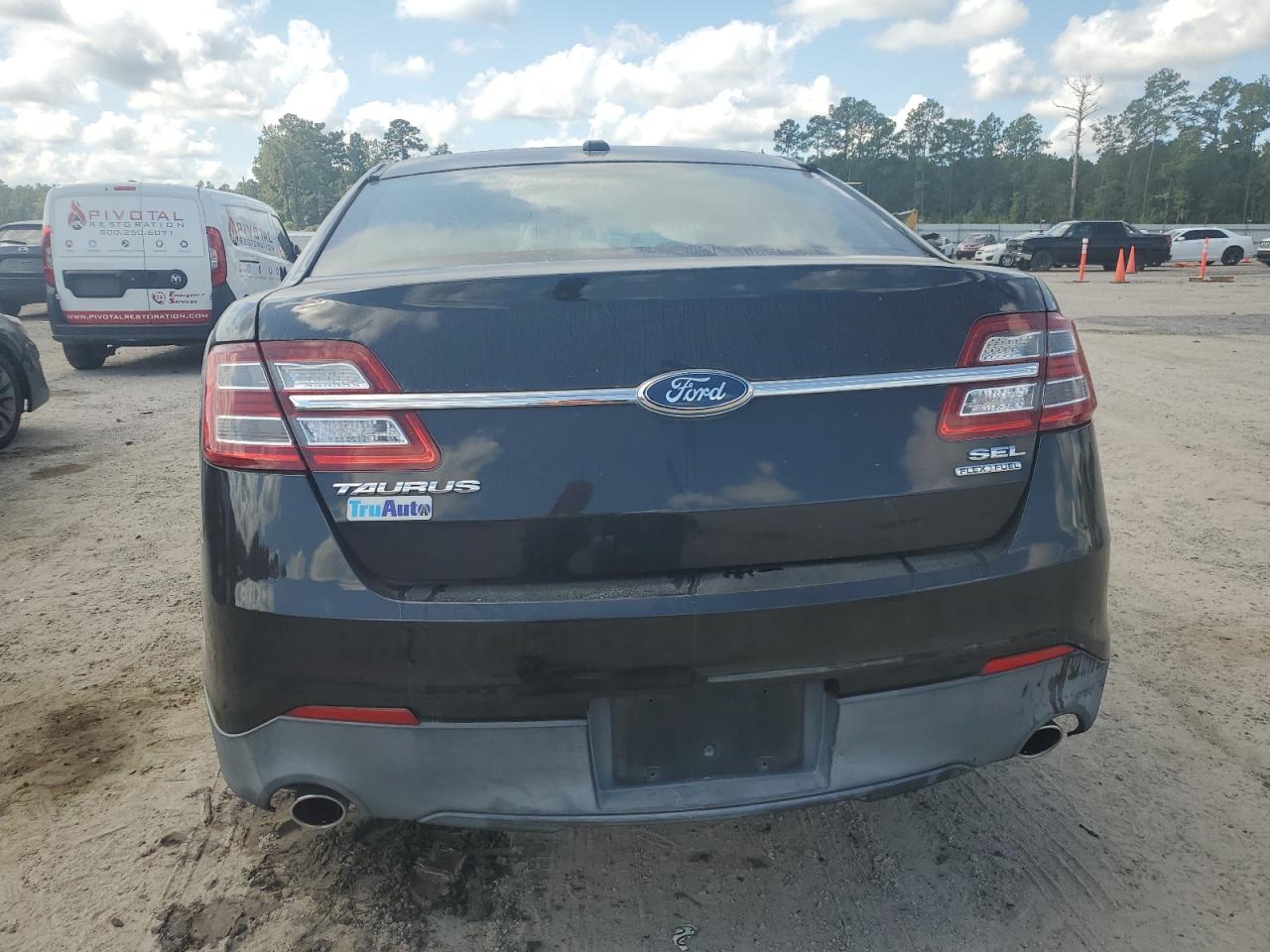 Lot #2928506818 2014 FORD TAURUS SEL