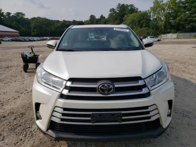 VIN 5TDJZRFH2JS904202 2018 Toyota Highlander, SE no.5