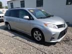 TOYOTA SIENNA LE photo